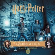 Harry Potter: Friends & Foes: A Movie Scrapbook (en Inglés)