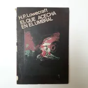 El que acecha en el umbral (in Spanish)
