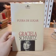 Fuera de lugar (in Spanish)