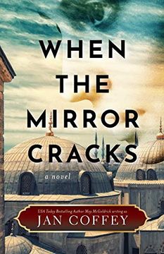 portada When the Mirror Cracks (in English)