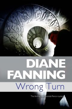 portada Wrong Turn (a Lucinda Pierce Mystery) 