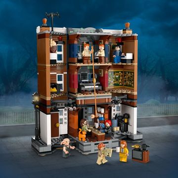 LEGO Harry Potter 12 Grimmauld Place 76408 Building Set (1,083 Pieces)
