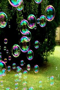 portada Soap Bubbles: A Soap Bubble Is an Extremely Thin Film of Soapy Water Enclosing Air That Forms a Hollow Sphere with an Iridescent Sur
