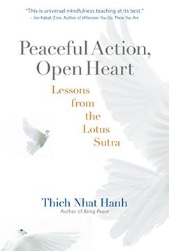 portada Peaceful Action, Open Heart: Lessons from the Lotus Sutra (in English)