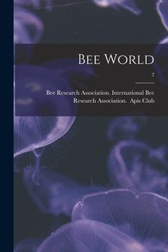 portada Bee World; 2 (en Inglés)