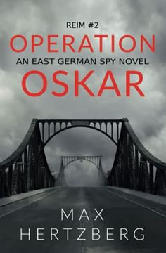 portada Operation Oskar: An East German Spy Novel (en Inglés)