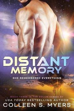portada Distant Memory: She remembered everything (in English)
