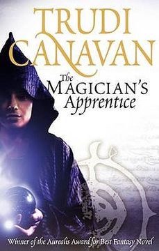 portada the magician's apprentice (en Inglés)
