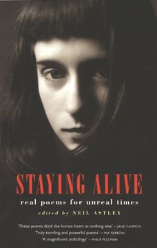 portada Staying Alive: Real Poems for Unreal Times (en Inglés)