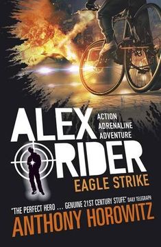 portada Eagle Strike (Alex Rider) (en Inglés)