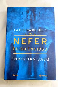 portada Nefer el Silencioso (in Spanish)