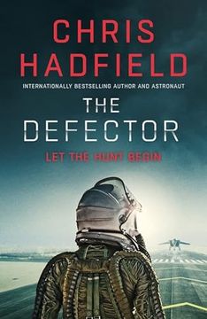 portada The Defector: Book 2 in the Apollo Murders Series