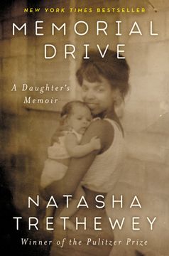 portada Memorial Drive: A Daughter's Memoir (en Inglés)