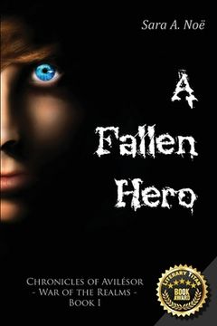 portada A Fallen Hero (in English)