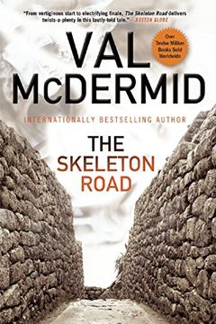 portada The Skeleton Road (in English)