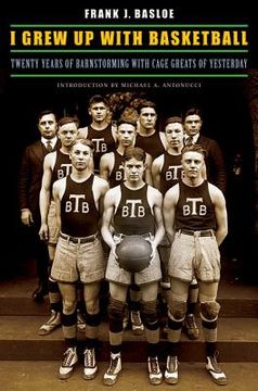 portada i grew up with basketball (in English)