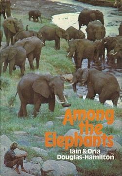 portada Among the Elephants (en Inglés)