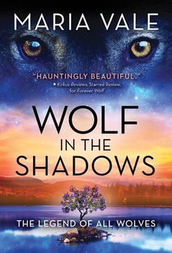 portada Wolf in the Shadows (The Legend of all Wolves, 5) (en Inglés)
