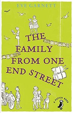 portada The Family from One End Street (A Puffin Book)
