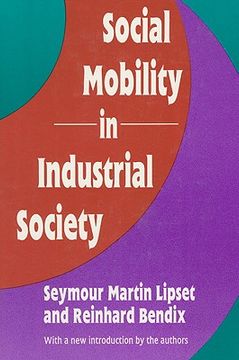 portada social mobility in industrial society (en Inglés)