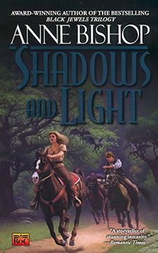 portada Shadows and Light (en Inglés)