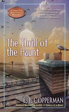 portada The Thrill of the Haunt (Haunted Guesthouse Mysteries) (en Inglés)