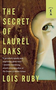 portada The Secret of Laurel Oaks (en Inglés)