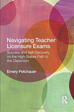 portada Navigating Teacher Licensure Exams 