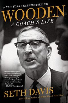 portada Wooden: A Coach's Life (in English)
