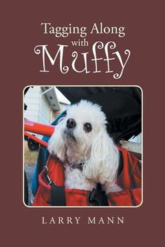 portada Tagging Along with Muffy (en Inglés)