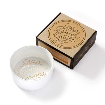 portada Brass Monkey After Dinner Drinks Water Bowl; Durable White Ceramic pet Bowl; Metallic Gold Lettering; Measures 7” in Diameter by 3” Tall; 40-Oz Capacity; Unique Design; Complements any Décor Style