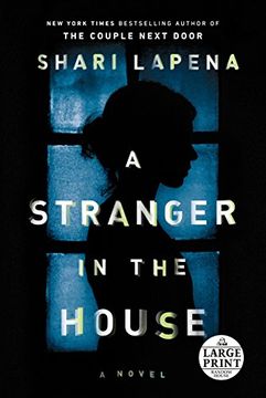 portada A Stranger in the House (Random House Large Print) 