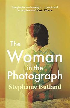 portada The Woman in the Photograph (en Inglés)