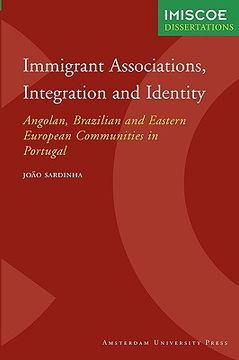 portada immigration associations, integration and identity (en Inglés)