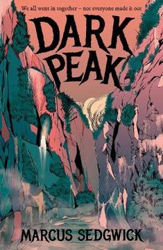 portada Dark Peak (Super-Readable Rollercoasters) (in English)