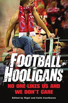 portada Football Hooligans (Mammoth Books)