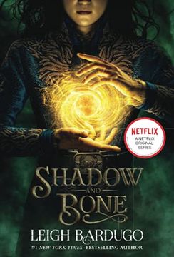 portada Shadow and Bone: 1 (The Shadow and Bone Trilogy) (in English)