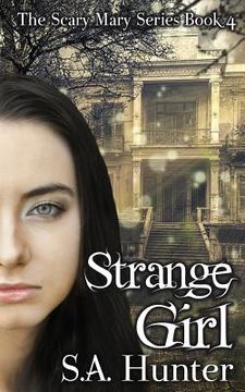 portada Strange Girl (en Inglés)