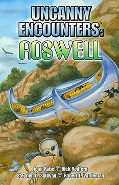 portada uncanny encounters: roswell (in English)