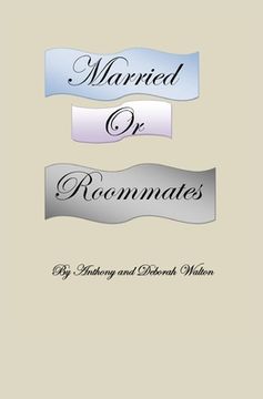 portada Married or Roommates (in English)