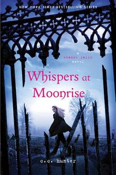 portada Whispers at Moonrise (en Inglés)