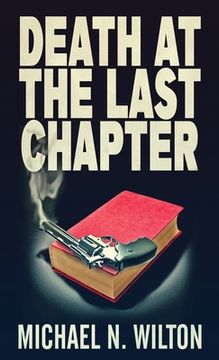 portada Death At The Last Chapter (en Inglés)