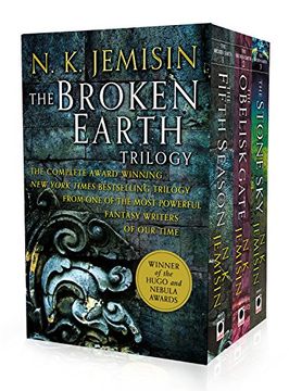 portada The Broken Earth Trilogy: The Fifth Season, the Obelisk Gate, the Stone sky (in English)