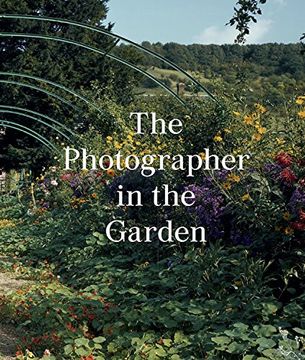 portada The Photographer in the Garden (in English)