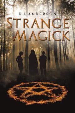 portada Strange Magick (in English)