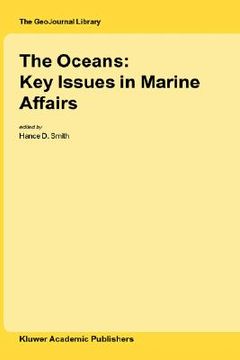 portada the oceans: key issues in marine affairs (en Inglés)