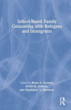 portada School-Based Family Counseling With Refugees and Immigrants (en Inglés)