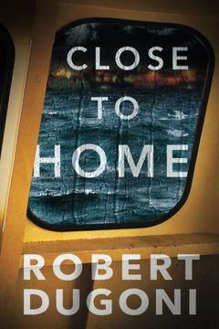 portada Close to Home (The Tracy Crosswhite Series) (in English)