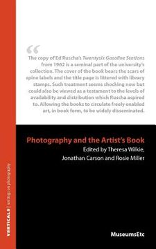 portada photography and the artist's book (en Inglés)