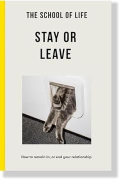 portada Stay or Leave (Paperback) (en Inglés)